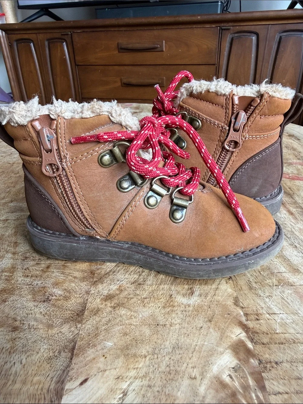 Faux Suede Sherpa Lined Boots Red Laces || Cat & Jack